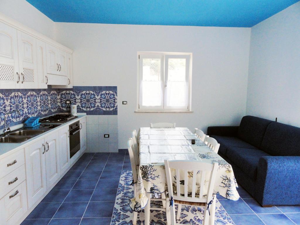 Chiaia Apartments Ponza Pokój zdjęcie