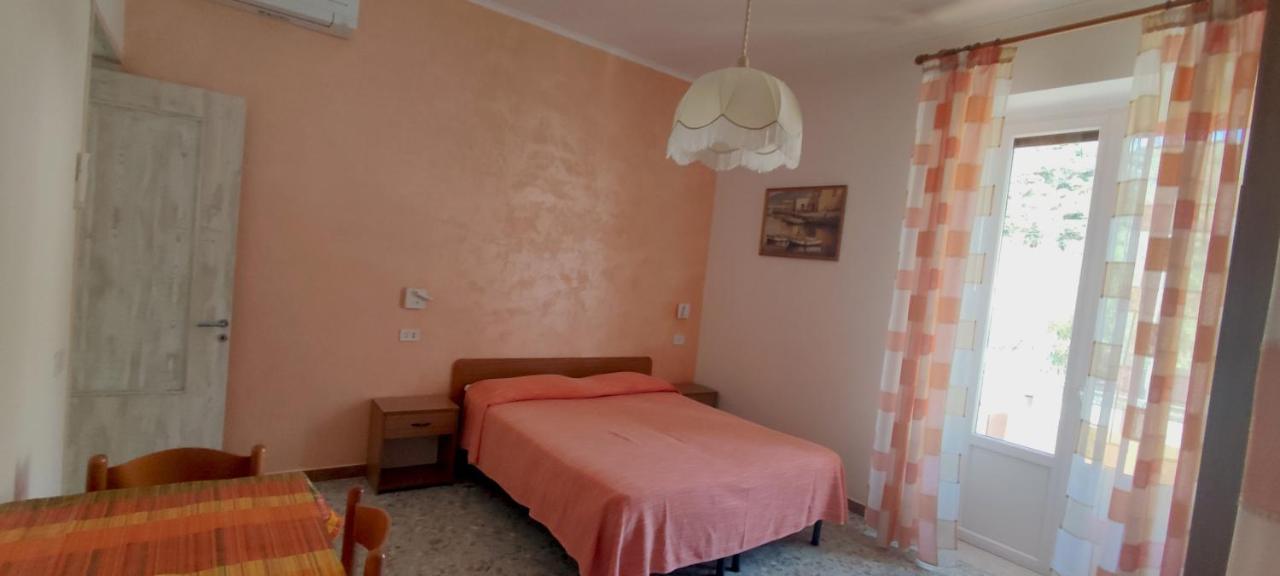 Chiaia Apartments Ponza Zewnętrze zdjęcie