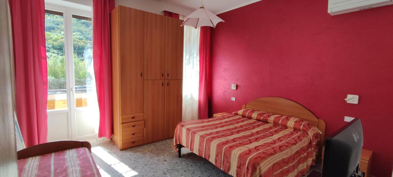 Chiaia Apartments Ponza Zewnętrze zdjęcie