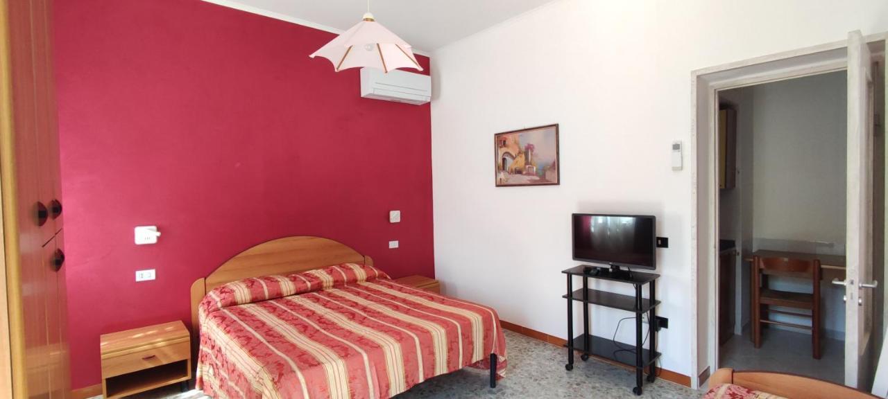 Chiaia Apartments Ponza Zewnętrze zdjęcie