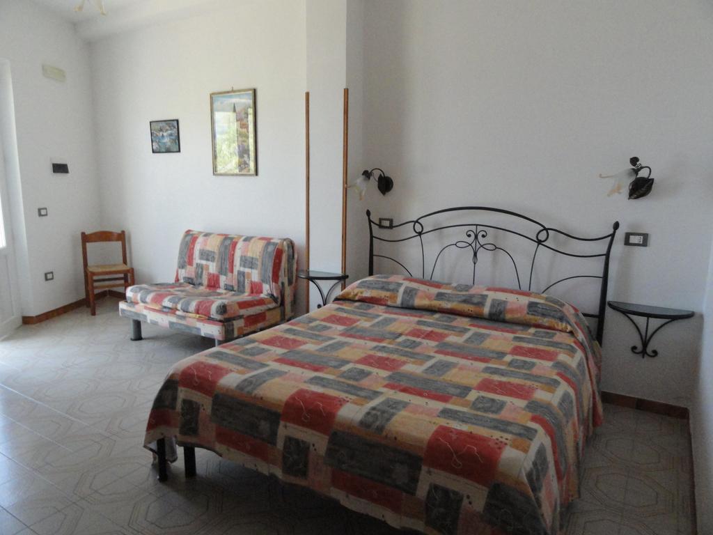 Chiaia Apartments Ponza Pokój zdjęcie